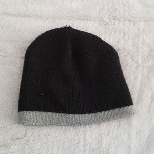 Boys reversible beanie